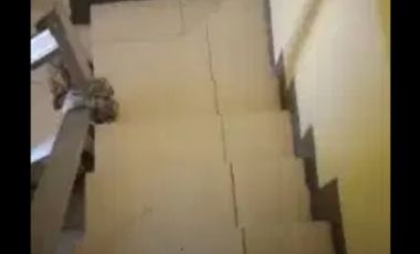 Di jual butuh rumah minimalis kokoh permanen  2 lantai full lokasi ciledug