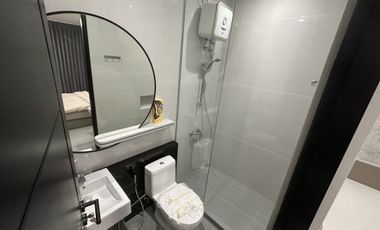 Affordable House Rental in Royal Residence Near Citraland Surabaya West Per Day Short Monthly Yearly Cheap Apartment Flat Condo Room Hotel Under 5jt