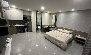 Affordable House Rental in Royal Residence Near Citraland Surabaya West Per Day Short Monthly Yearly Cheap Apartment Flat Condo Room Hotel Under 5jt