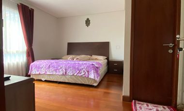 Unit 3 Bedroom Semi Private Lift Fully Furnish Sewa Bulanan/Tahunan