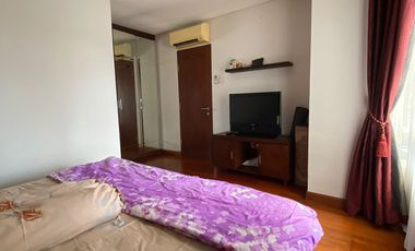 Unit 3 Bedroom Semi Private Lift Fully Furnish Sewa Bulanan/Tahunan