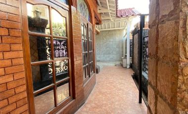 Rumah Besar Ditebet Timur Bebas Banjir Akses Lebar