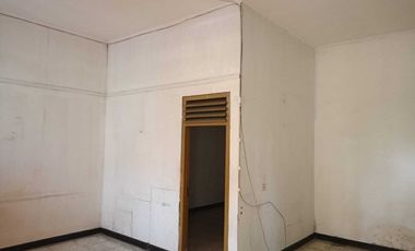 Kircon Mainroad Dekat Kiara Park Bandung Kota, SHM, Cocok Untuk Usaha