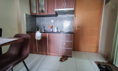 Apartemen Signature Park 2BR Lantai 15 Semi Furnished Di Tebet