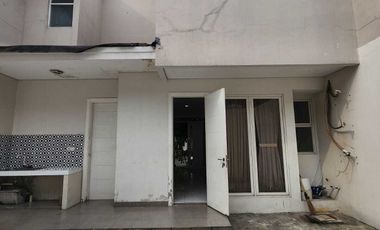 Cluster Palm Rumah Siap Huni Unfurnished Summarecon Bekasi