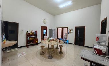 Jual Cepat‼️Rumah+Gudang Jombang