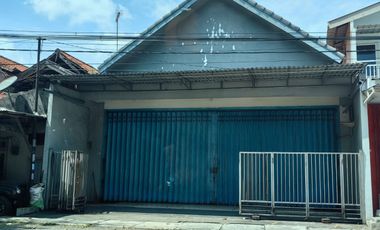 Jual Cepat‼️Rumah+Gudang Jombang