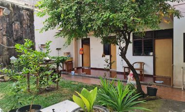 Rumah, Ruko, atau Ruang Usaha Strategis di Jalan Veteran Solo