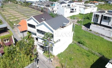 Stunning villa with beautiful view in Berawa, Canggu