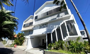 Stunning villa with beautiful view in Berawa, Canggu