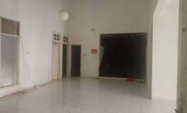 Dijual Rumah di Kompleks Chrysant Panakukang