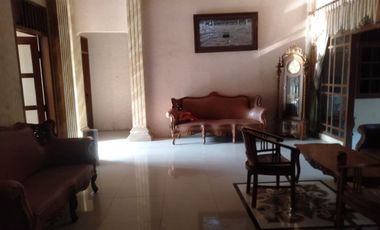 Hotel di Tengah Kota Jogja 18 Kamar Halaman Luas