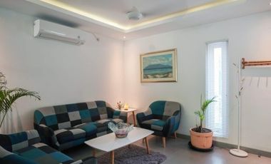 For Leasehold villa brand new in Sanur near beach