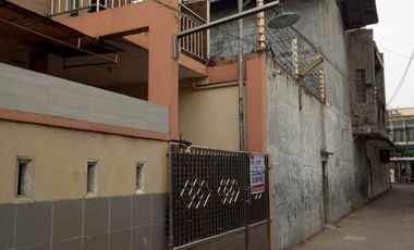 Dijual/Disewakan Rumah 2 Lantai di Jl. Juanda Karawang