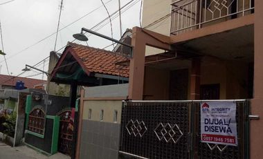 Dijual/Disewakan Rumah 2 Lantai di Jl. Juanda Karawang