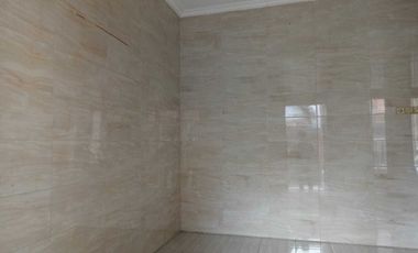 Dijual/Disewakan Rumah 2 Lantai di Jl. Juanda Karawang