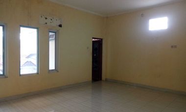 Dijual/Disewakan Rumah 2 Lantai di Jl. Juanda Karawang
