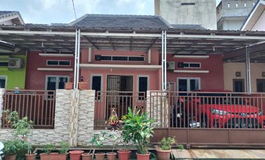 Dijual cepat rumah startegis di Kenten Palembang