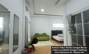 rumah mewah 2lt cocok untuk kost2an 2km ke sekumpul
