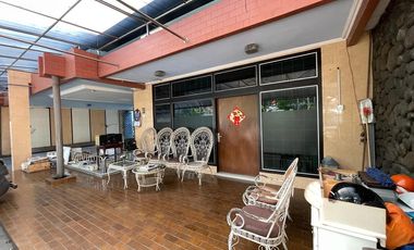 Rumah Pusat Kota Surabaya Di Embong Kemiri Cocok Untuk Kantor