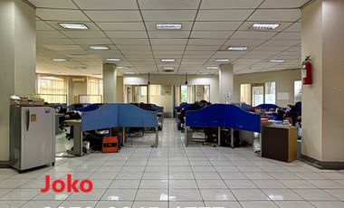Gedung kantor Megah 4 Lt di Jantung Pejaten Barat, Jakarta Selatan