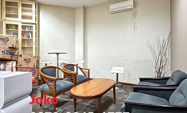 Gedung kantor Megah 4 Lt di Jantung Pejaten Barat, Jakarta Selatan