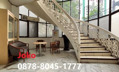 Gedung kantor Megah 4 Lt di Jantung Pejaten Barat, Jakarta Selatan