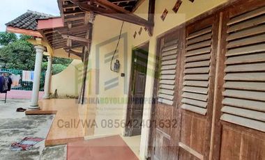 Rumah strategis dekat jalan raya di pengging banyudono boyolali