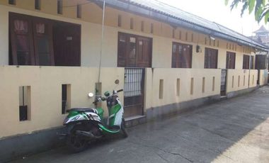 Dijual Rumah Kontrakan 6 Pintu di Narogong