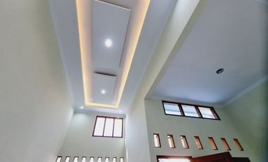 Rumah Baru Gedongan Colomadu Siap Pakai Bonus Pagar Kanopi (DR)