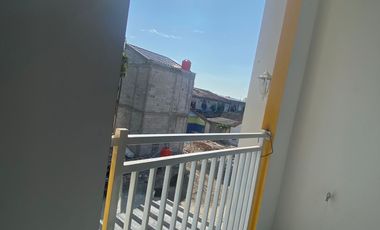 Rumah Baru 2 Lantai hanya 3 km dari Mall Artha Gading .