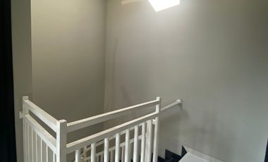 Rumah Baru 2 Lantai hanya 3 km dari Mall Artha Gading .