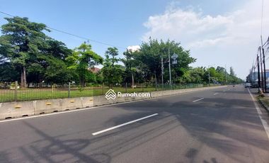 Rumah Mewah Jalan Raya Pluit Putra Siap Huni Luas 713m