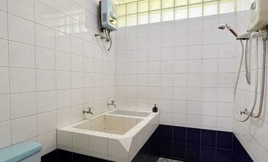 Dijual Rumah siap huni di Istana Regensi 2