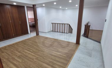 Casa en renta en Lomas de Tecamachalco