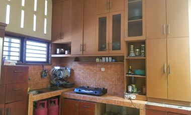 Dijual Rumah 2 Lantai di Taman Toraja Tanjung Bunga