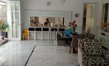 jual villa mewah di pusat kota yogyakarta