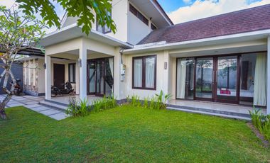 Villa di Batu Layar dekat Senggigi