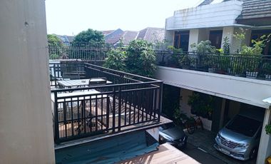 Disewakan rumah bagus kokoh siap huni  dikawasan Pejaten barat