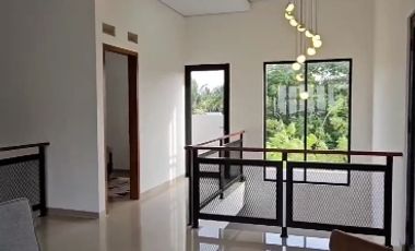 Rumah Modern Full Furnished di Perum di Jl Kaliurang km12