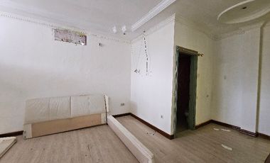 rumah cantik minimalis 2.5 lantaii dan siap huni di BB