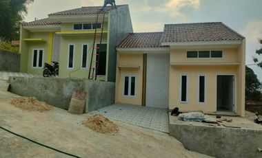 Rumah Bebas DP AL KHAAFIDH Residen deket Taman Wisata Kampung Vietnam