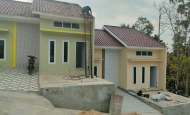 Rumah Bebas DP AL KHAAFIDH Residen deket Taman Wisata Kampung Vietnam