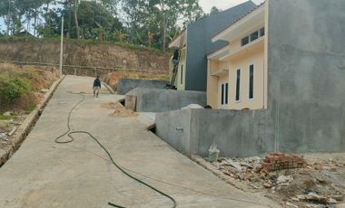 Rumah Bebas DP AL KHAAFIDH Residen deket Taman Wisata Kampung Vietnam