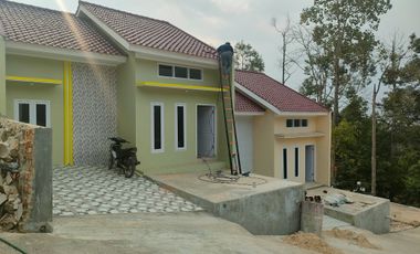 Rumah Bebas DP AL KHAAFIDH Residen deket Taman Wisata Kampung Vietnam