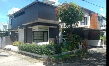 Rumah 2 lantai di cluster antapani dekat puri dago tanah luas murah