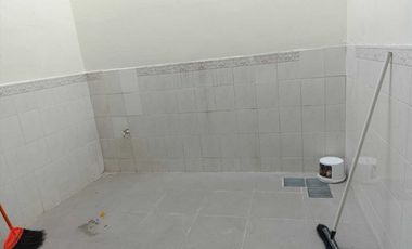 Disewakan Rumah Baruk Barat 2 Lantai Baru Gress Dkt Nginden Klampis