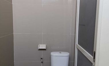 Disewakan Rumah Baruk Barat 2 Lantai Baru Gress Dkt Nginden Klampis