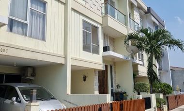 Rumah Minimalis Siap Huni di Duri Kepa, Jakarta Barat