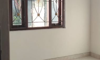 Rumah cantik jl sekar tunjung gatsu timur